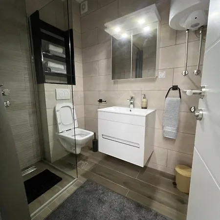 Liboroapartments Ni