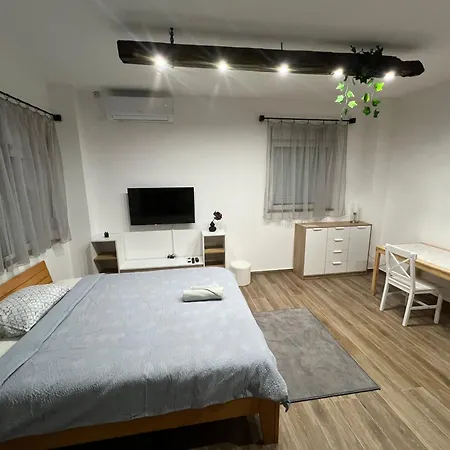 Διαμέρισμα Liboroapartments Ni