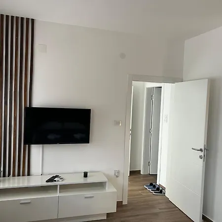 Διαμέρισμα Liboroapartments Ni