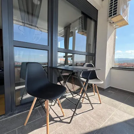 Liboroapartments * Ni