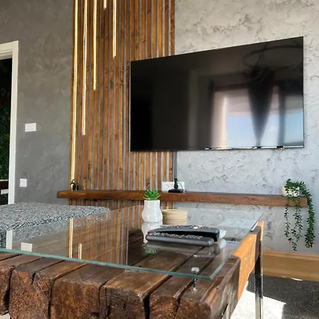 Διαμέρισμα Liboroapartments *