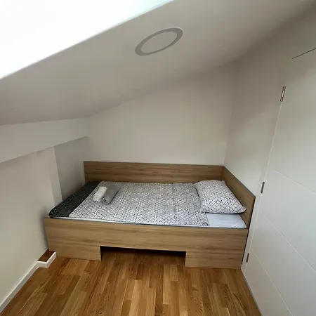 Liboroapartments Ni